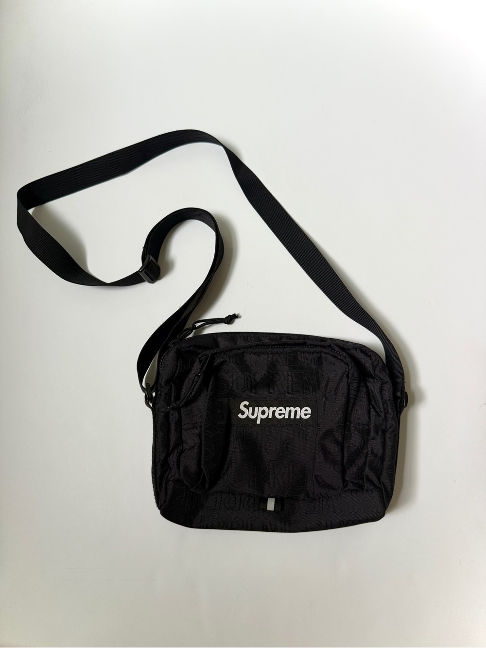 Supreme SS19 Shoulder Bag
